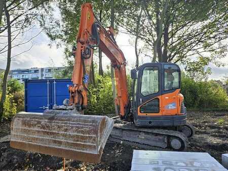 Doosan DX62R