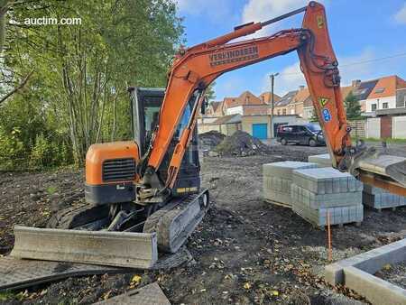 Doosan DX62R