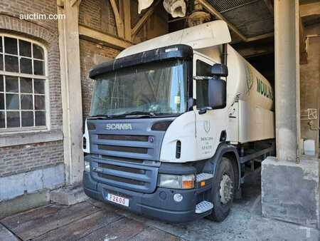 Ciężarówka 0 Scania P380 (2)