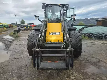 Chargeuse sur pneus 2022 JCB 427 S5 AG (16)