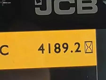 Chargeuse sur pneus 2022 JCB 427 S5 AG (22)