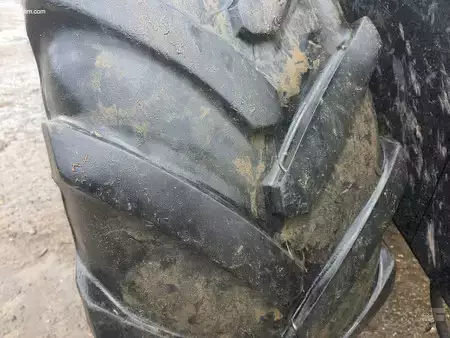 Chargeuse sur pneus 2022 JCB 427 S5 AG (30)