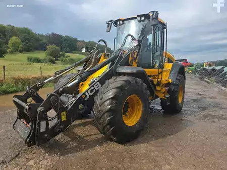 Chargeuse sur pneus 2022 JCB 427 S5 AG (6)
