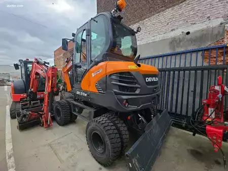 Kettenbagger 2024 DEVELON DX57W-7 (2)