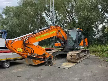 Beltegraver 2022 Doosan DX 225 LC-7 (1)