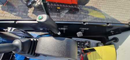 Koparki gąsienicowe 2025 Kubota KX019-4 (12)