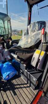 Koparki gąsienicowe 2025 Kubota KX019-4 (8)