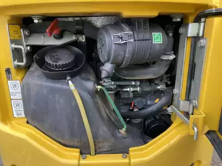 Mini excavators 2019 Komatsu PC16R-3HS (8)
