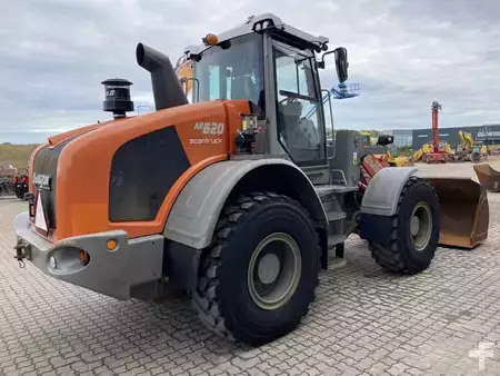 Kolové nakladače 2020 weycor AR620 (4)