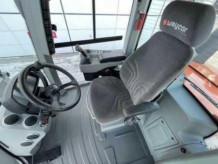 Kerekes rakodó 2022 weycor AR640 (3)