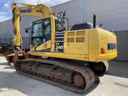 Komatsu PC240LC-10