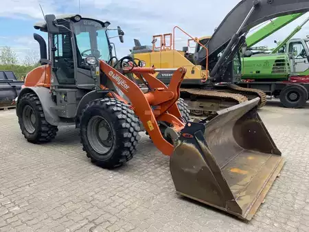 Kerekes rakodó 2023 weycor AR550 HS (5)