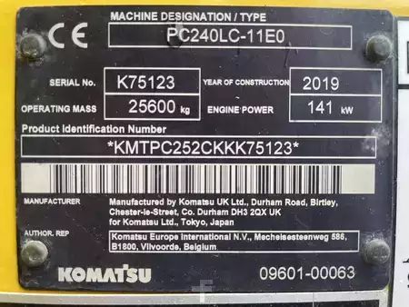 Lánctalpas kotrógép 2019 Komatsu PC240LC-11EO (15)