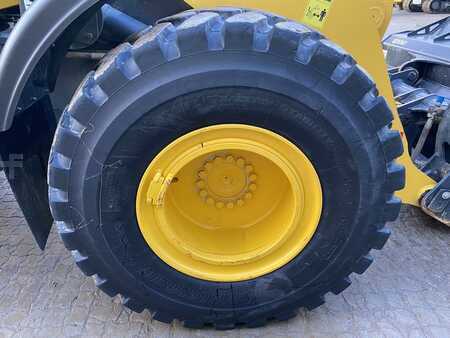 Hjullastare 2023 Komatsu WA320-8EO (6)