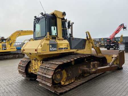 Komatsu D65PX