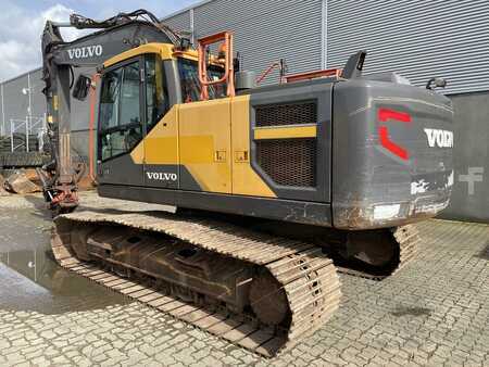 Volvo EC220