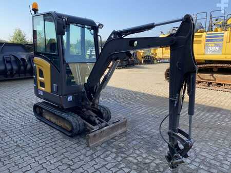 Volvo EC20D