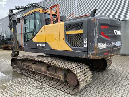 Volvo EC220