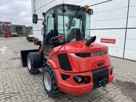 Miscelaneo 2023 Manitou MLA 5-50H CAB ST5 (2)