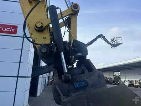 Kettenbagger 2018 Komatsu HB365LC-3 (10)