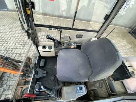 Autres 2003 Hitachi ZX18 (3)