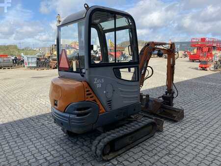 Autres 2003 Hitachi ZX18 (4)