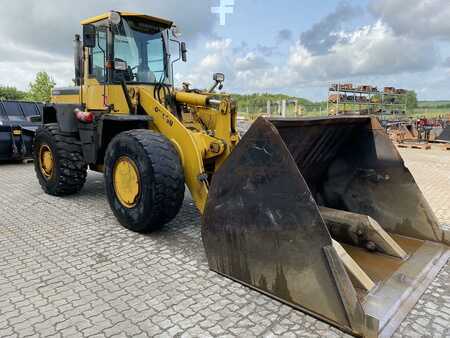 Egyéb 1998 Komatsu WA270-3 (5)