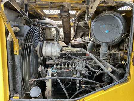 Egyéb 1998 Komatsu WA270-3 (9)