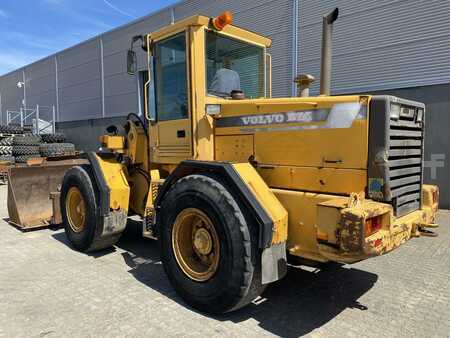 Outro 1996 Volvo L70C (2)