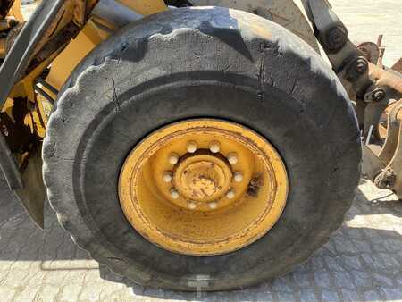 Outro 1996 Volvo L70C (6)