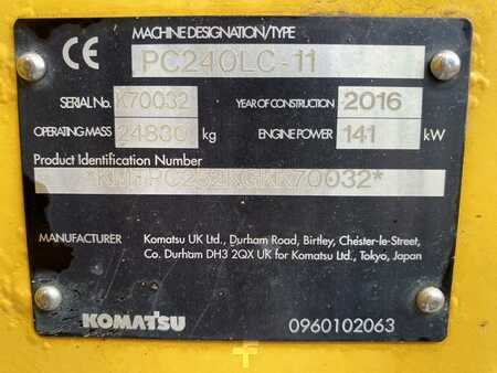 Komatsu PC240LC-11