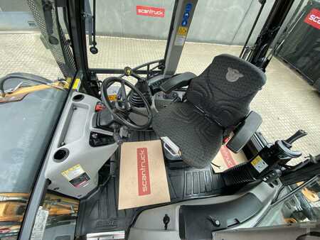 Andet 2017 Case 695 ST (3)
