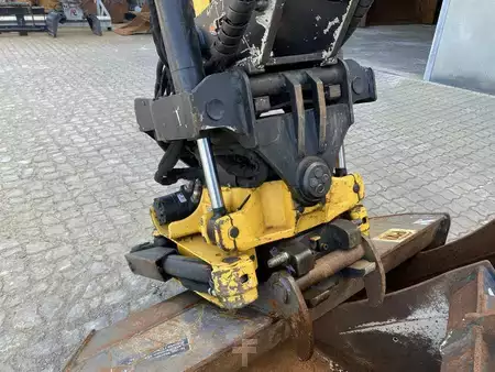 Minibagry 2019 Komatsu PC80MR-5 (9)