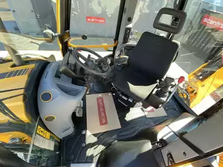 Övrigt 2022 JCB 4CX (3)