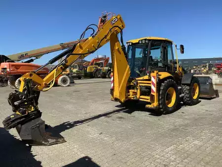 Övrigt 2022 JCB 4CX (4)