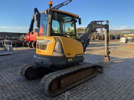 Mini excavadoras 2015 Volvo ECR50 (4)