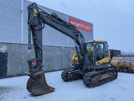 Beltegraver 2015 Volvo ECR145EL (1)