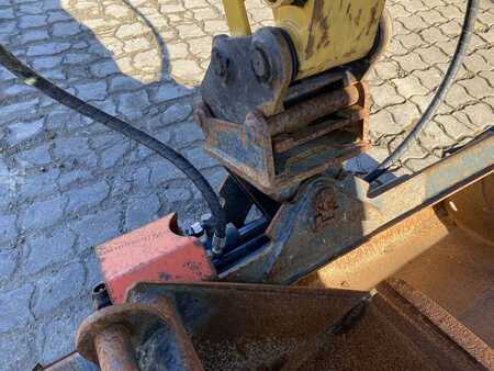 Andet 2018 Komatsu PC16R-3HS (9)