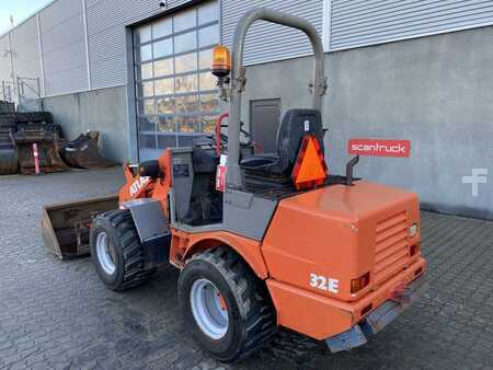 Outro 2002 Atlas AR32E (2)