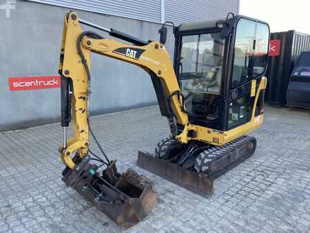 Other 2006 Caterpillar 301.8C (1)