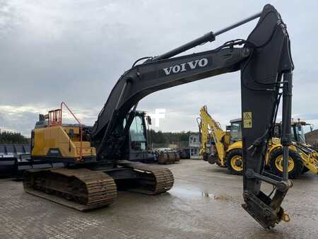 Pelles sur chenilles 2016 Volvo EC300EL (5)
