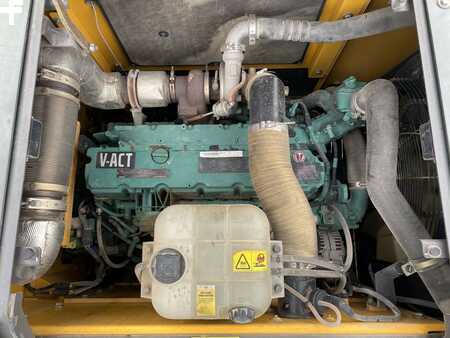 Pelles sur chenilles 2016 Volvo EC300EL (8)