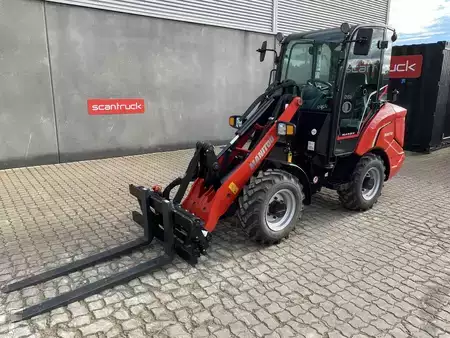 Hjullaster 2024 Manitou MLA 3-25H CAB (1)