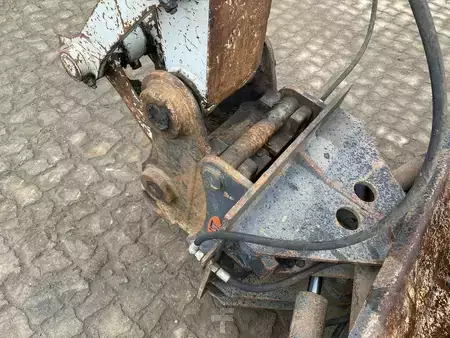 Escavadora de rastos 2008 Takeuchi TB1140 (11)