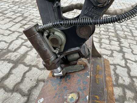 Mini-koparki 2017 Volvo EC18D (9)