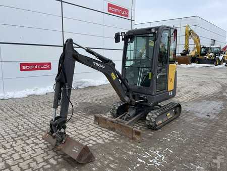 Mini-koparki 2017 Volvo EC18D (1)