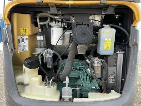 Mini-koparki 2017 Volvo EC18D (8)