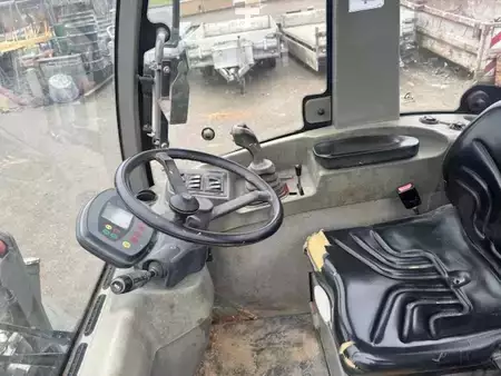 Chargeuse sur pneus 2015 Atlas AR40 CAB (3)