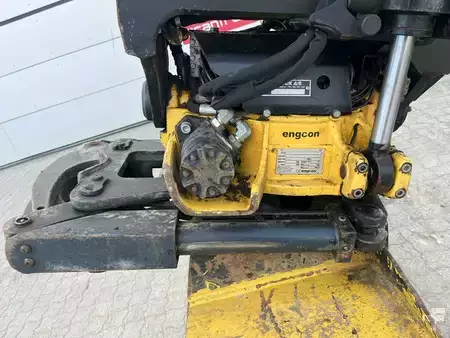 Minibagry 2022 Komatsu PC88MR-11EO (10)