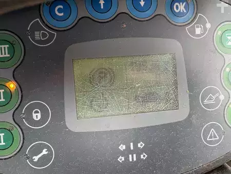 Chargeuse sur pneus 2012 weycor AR75 HS Agri (7)